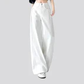 Baggy women's monochrome jeans