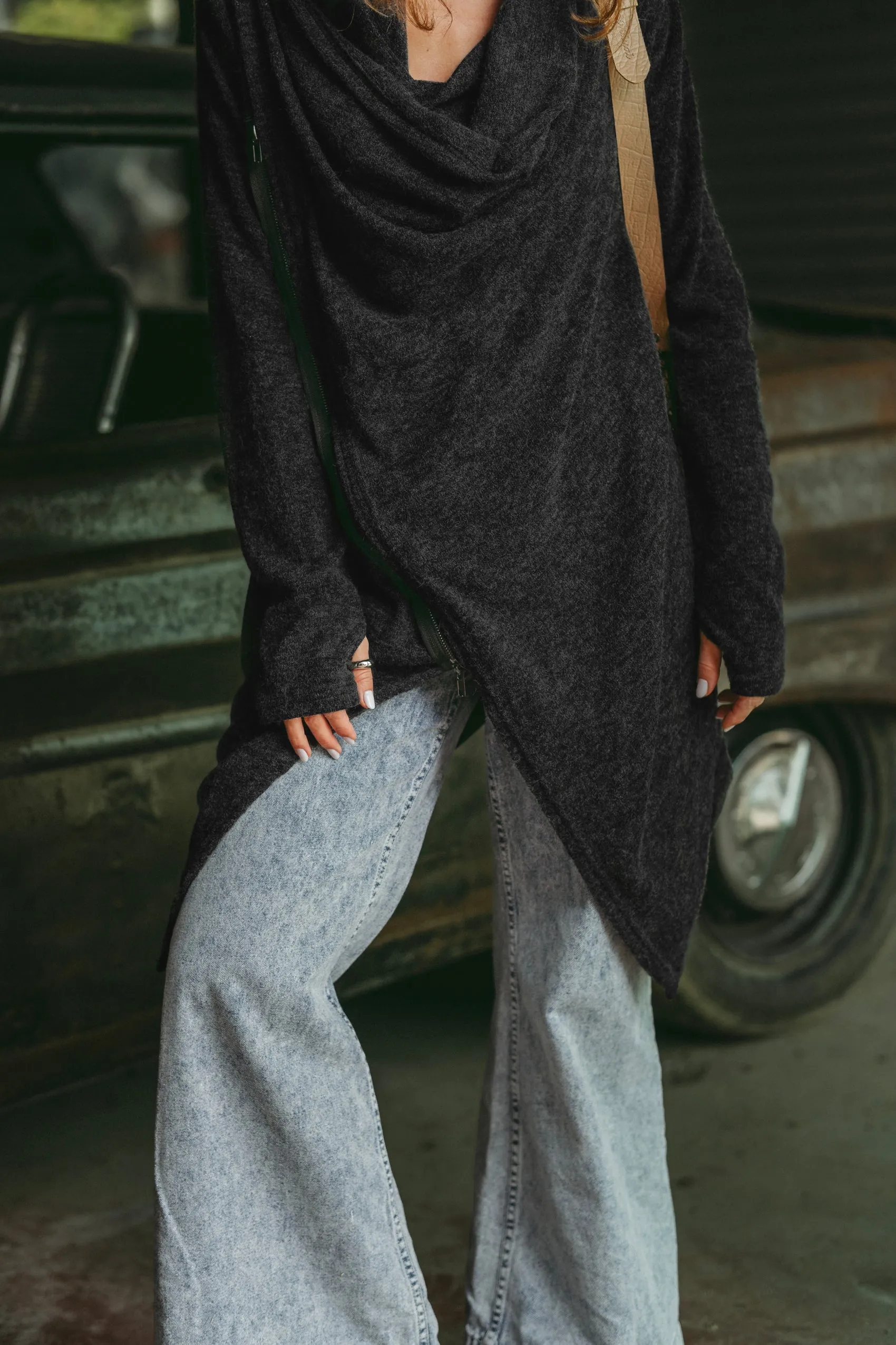 Cowl Neck Sweater Achara Black