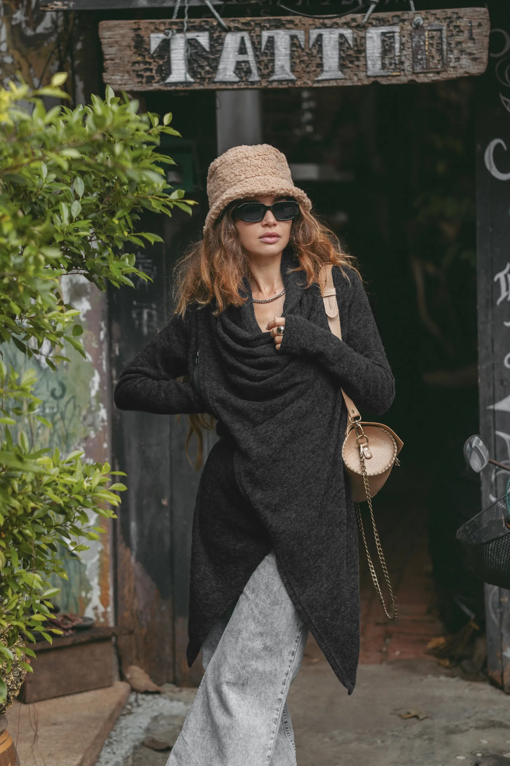 Cowl Neck Sweater Achara Black
