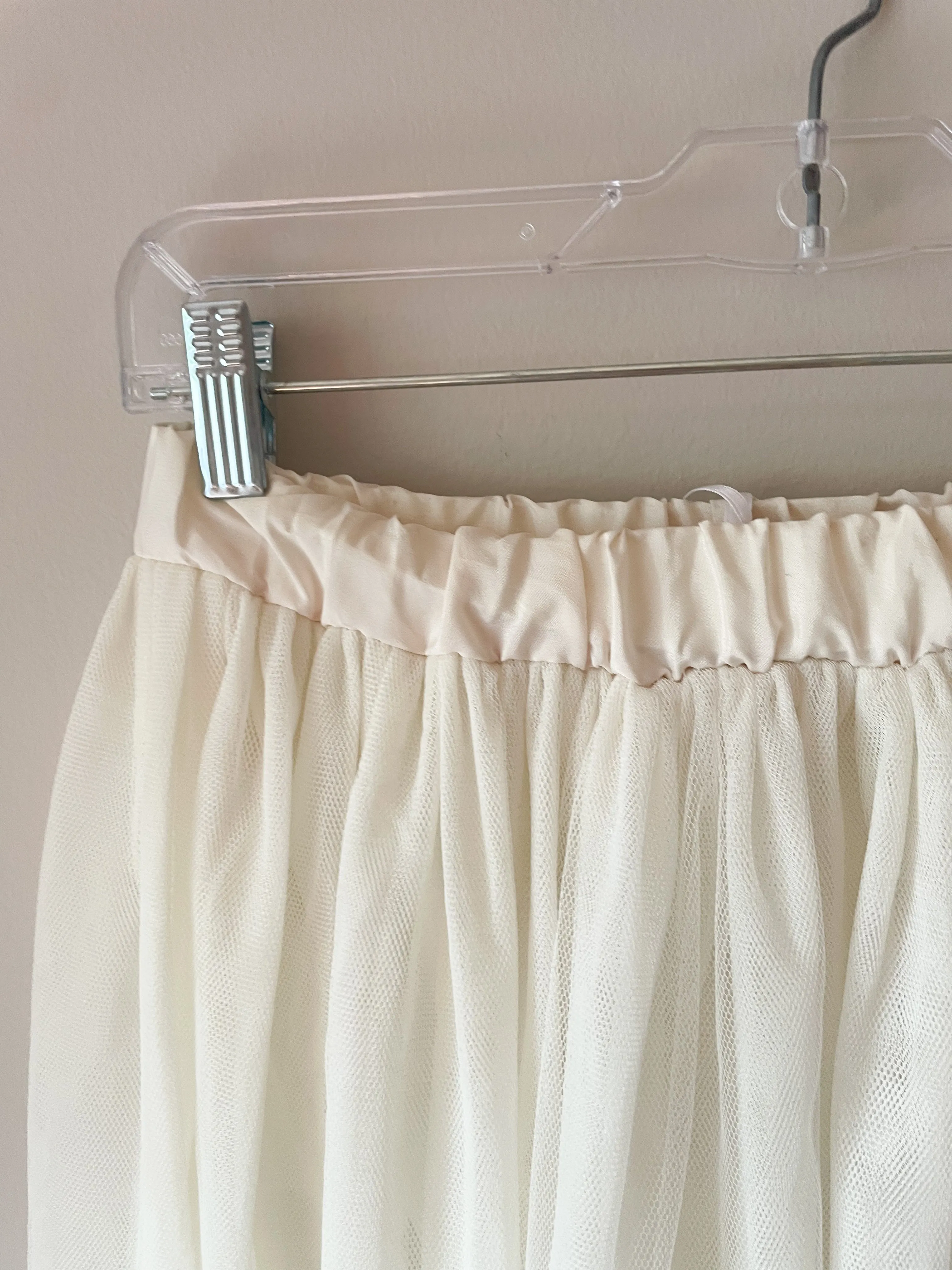 Cream Tulle Midi Skirt - S/M