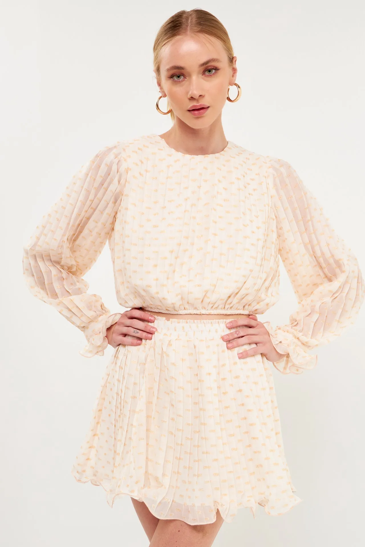 Endless Rose - Dot Pleated Blouson Crop Top