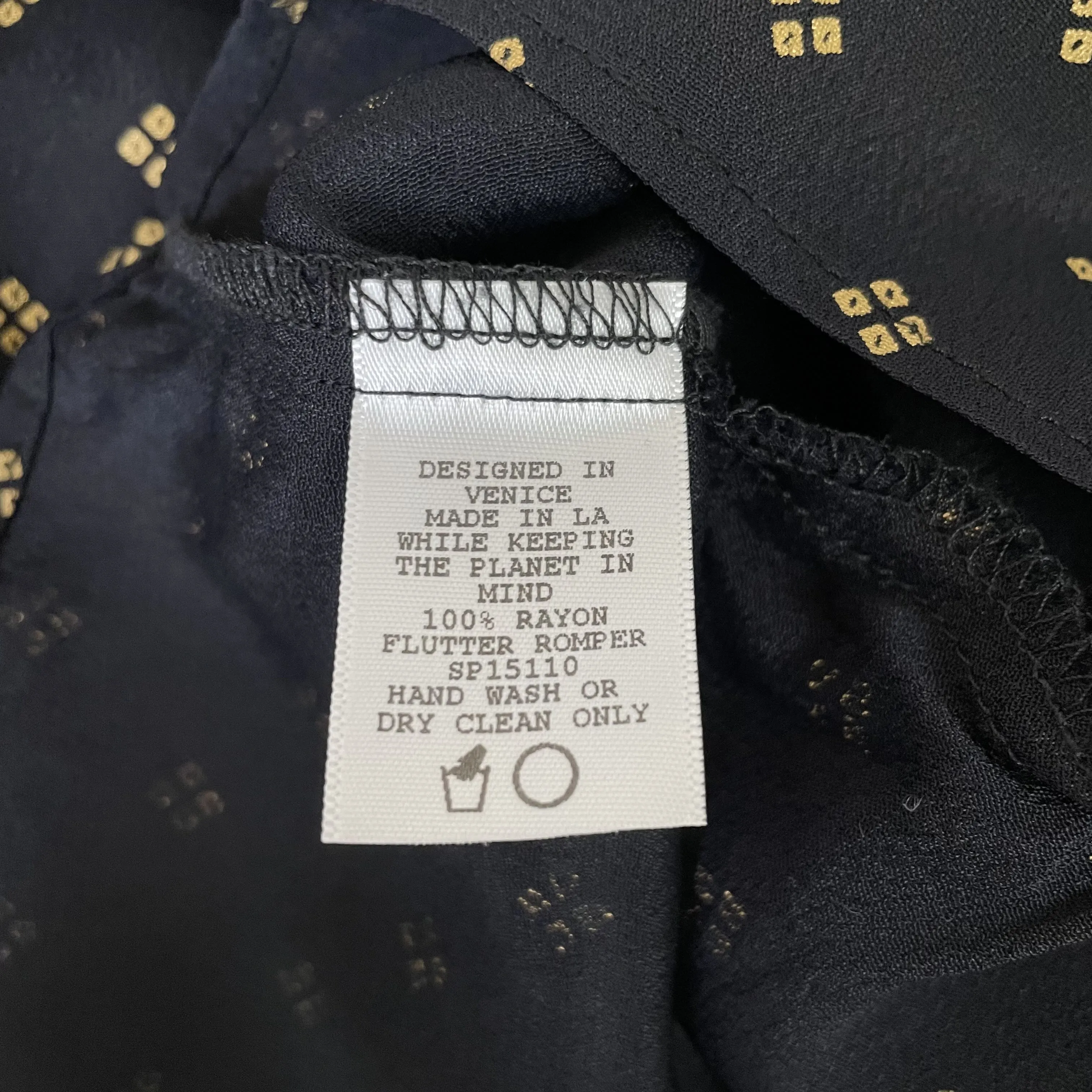 Flynn Skye | Womens Black and Gold Pattern Short Sleeve Romper | Size: S