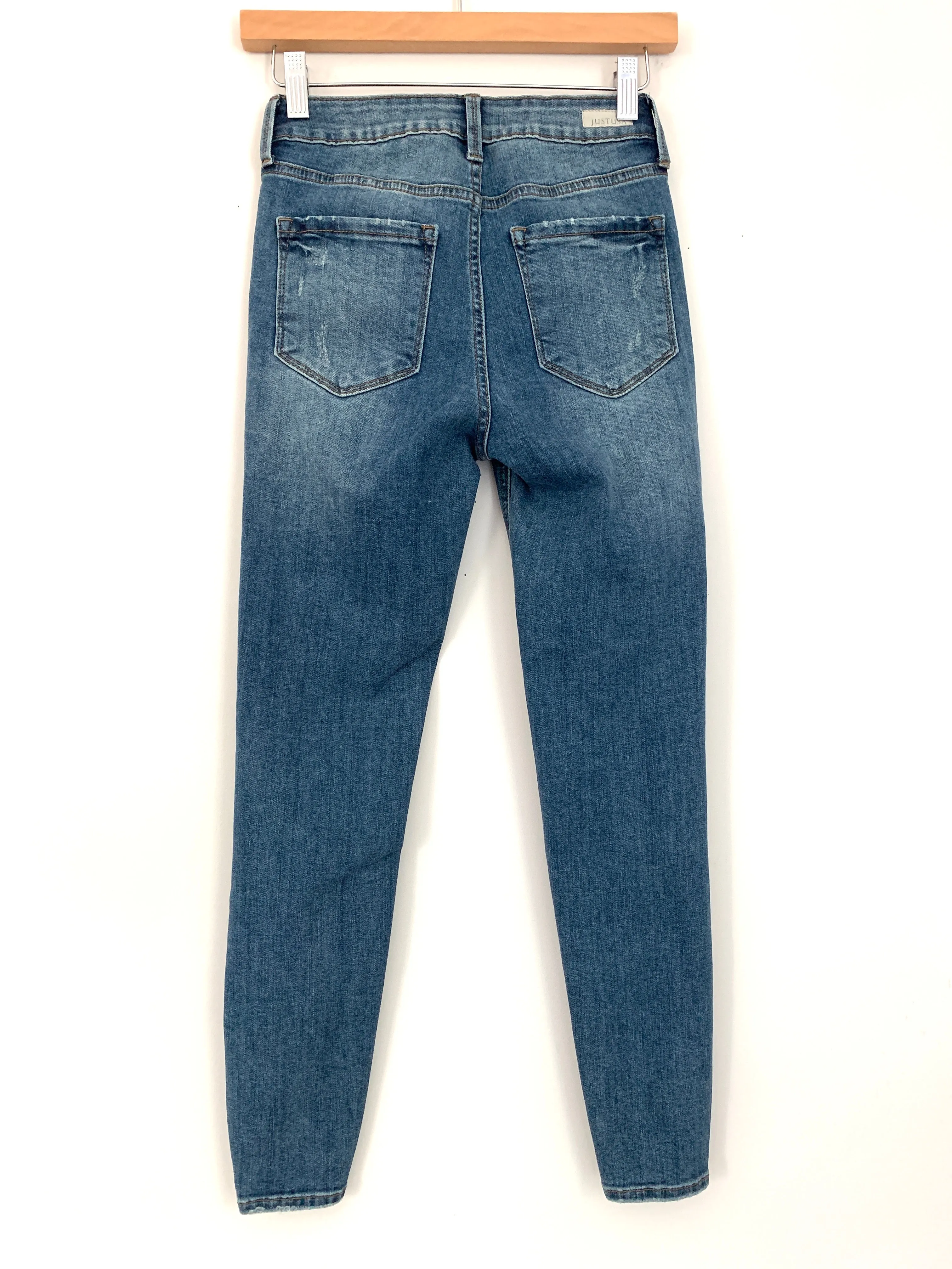 JustUSA Distressed Skinny Jeans- Size 2 (Inseam 25”)