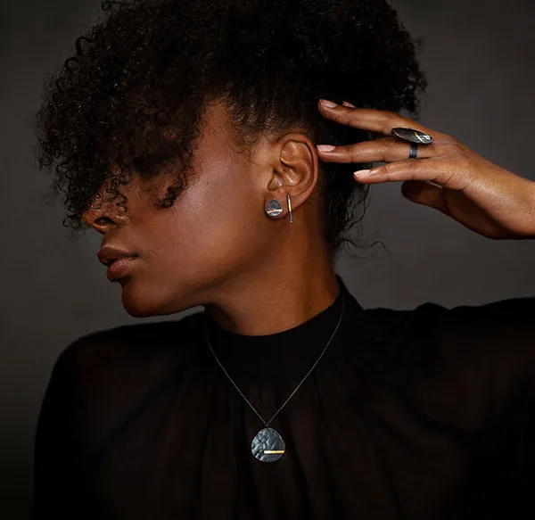 Murmur Pebble Small Studs