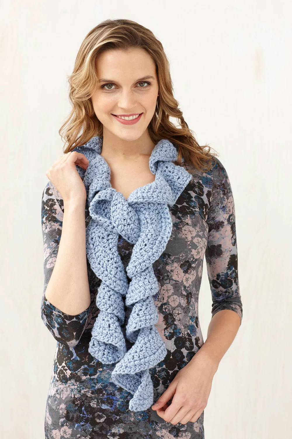 Ruffle Scarf (Crochet) - Version 2