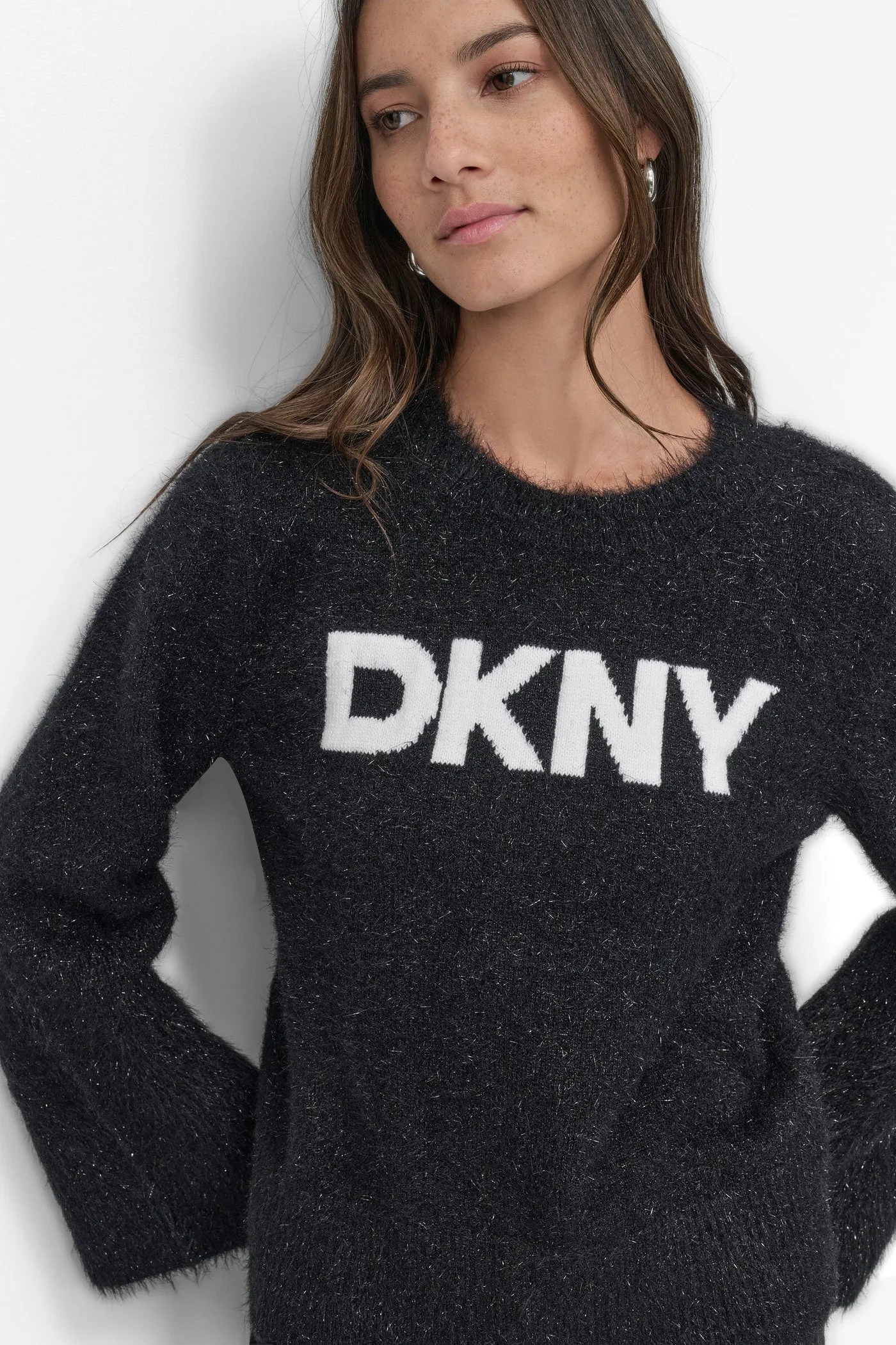 SCOOP NECK METALLIC LOGO SWEATER
