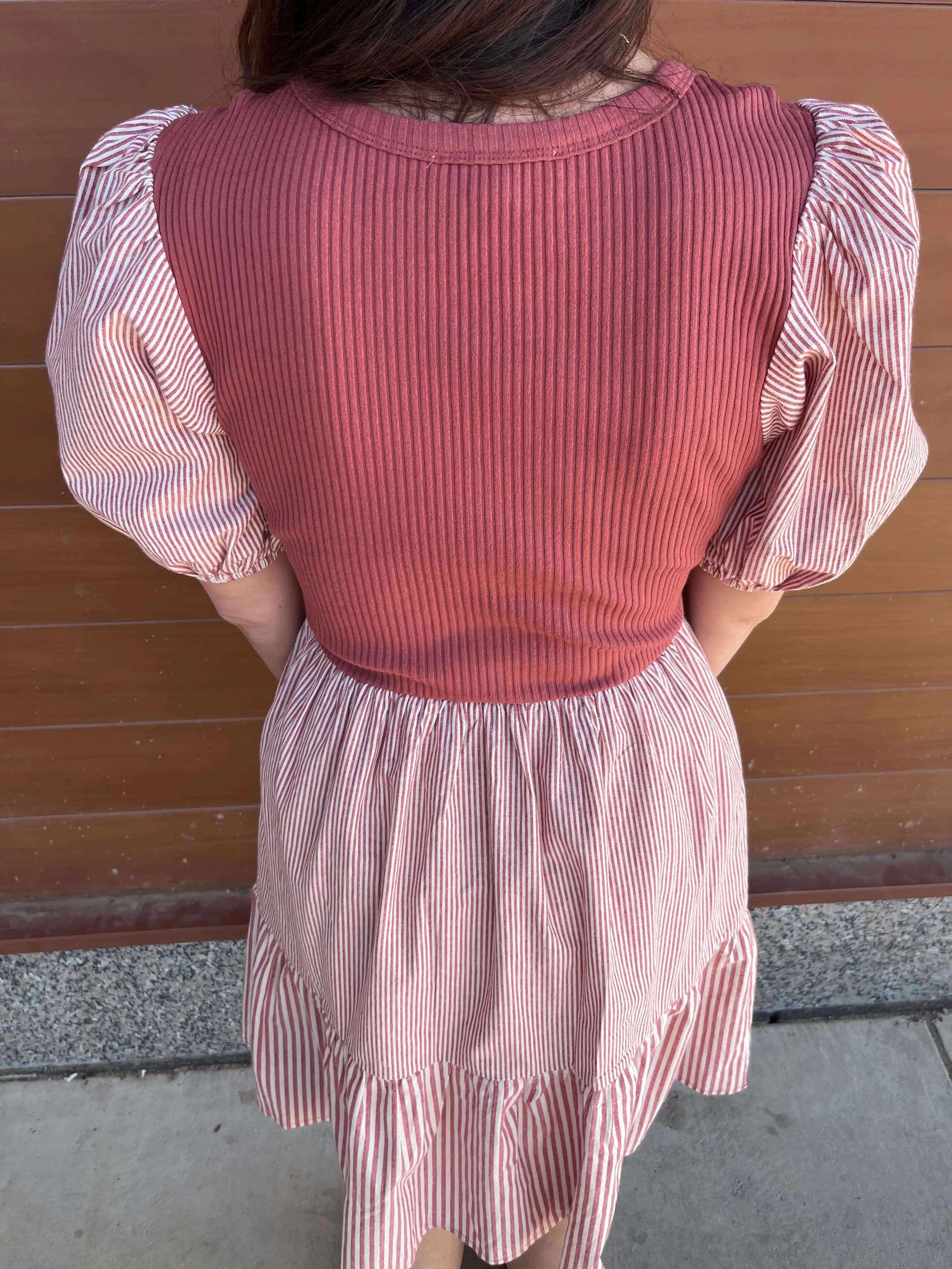 Short Sleeve Ribbed Striped Mini Dress - Red