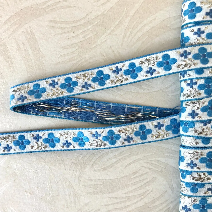 Simple Flower With Metallic Leaves Jacquard Ribbon - Vintage