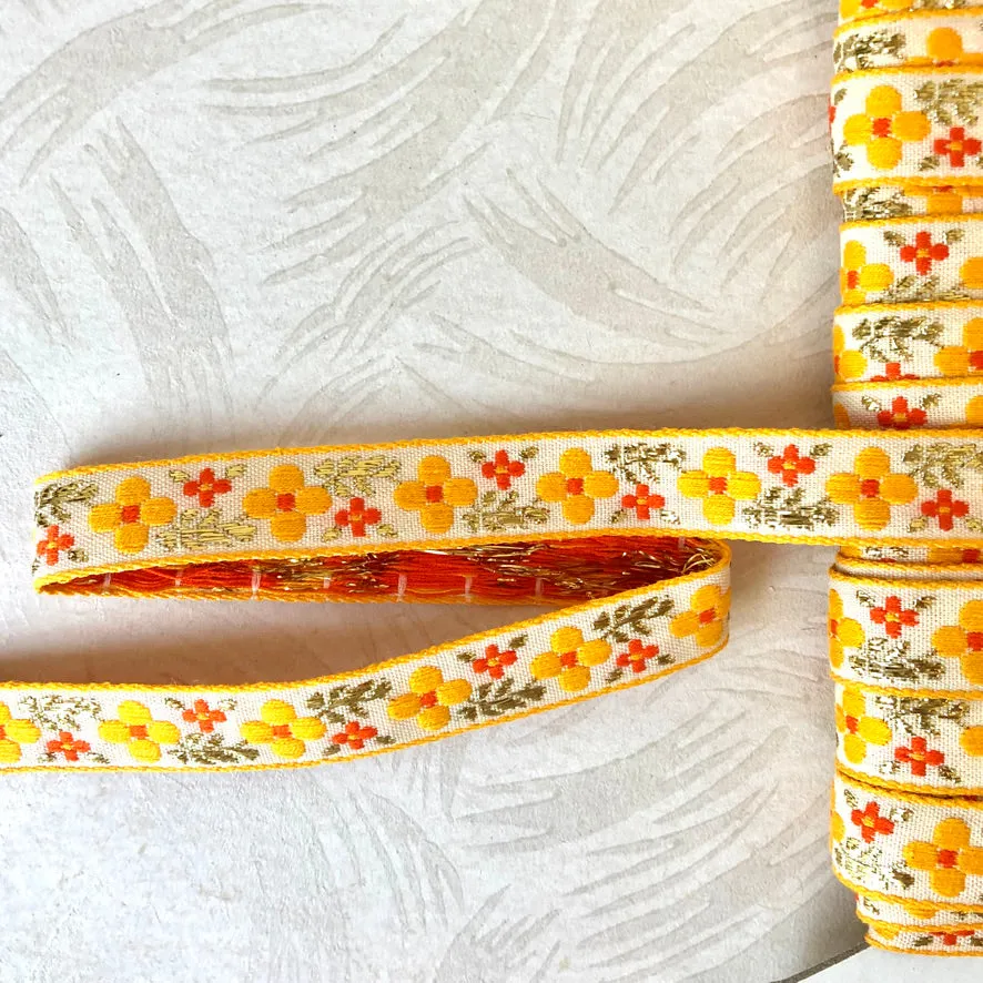 Simple Flower With Metallic Leaves Jacquard Ribbon - Vintage