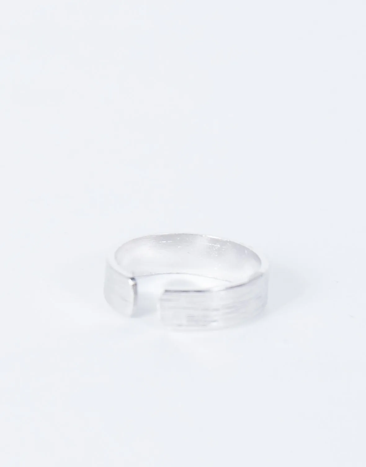 Staple Knuckle Ring