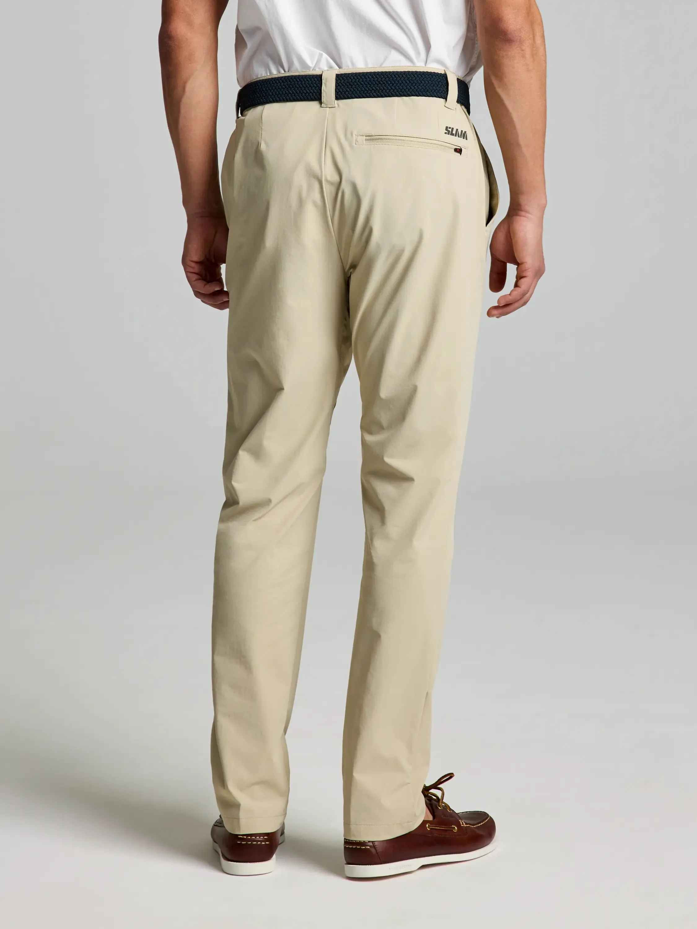 TECH CHINO PANT