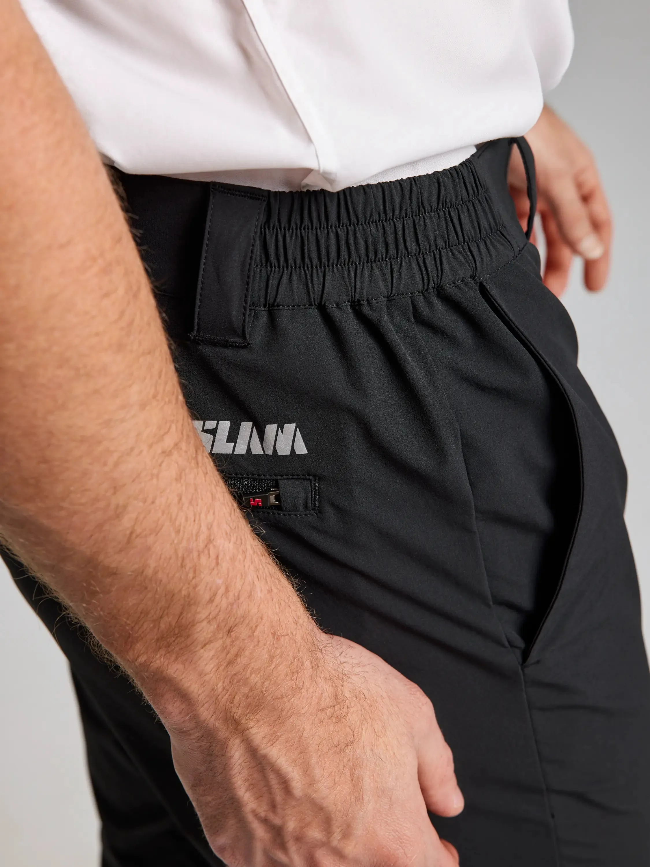 TECH CHINO PANT